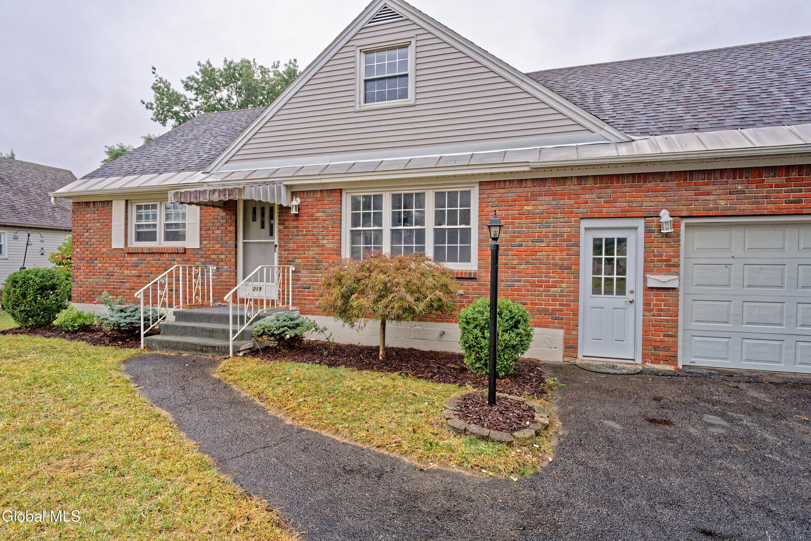 Property Photo:  219 Rotterdam Street  NY 12306 