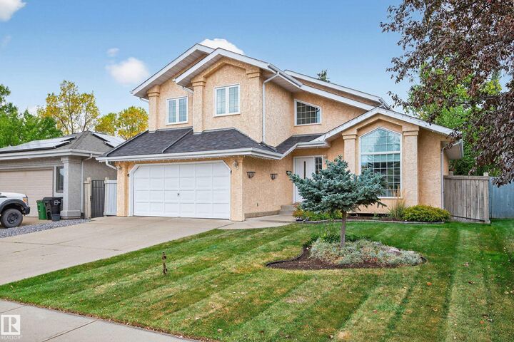 Property Photo: 11254 10A Avenue NW AB T6J 6S3