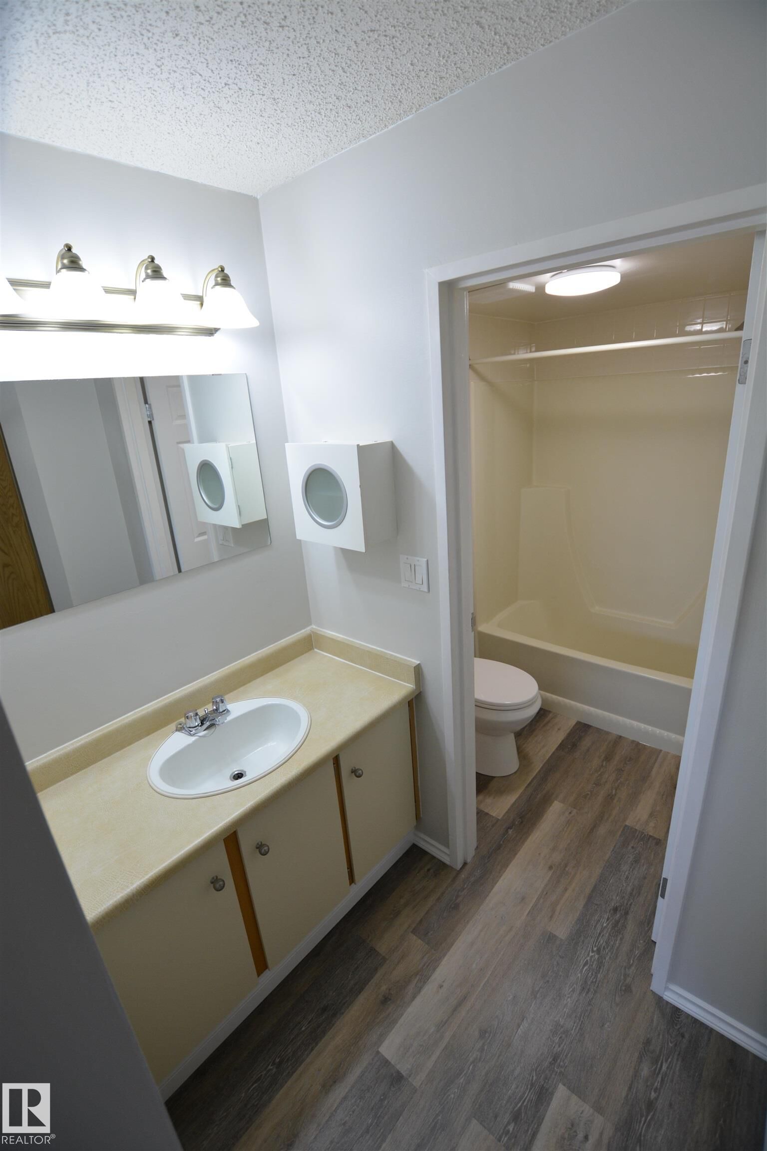 Property Photo:  10511 19 Avenue NW 304  AB T6J 5S8 