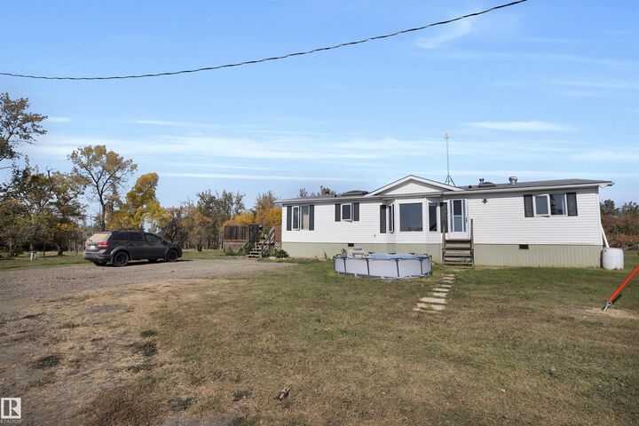 Property Photo:  49336 Range Road 20  AB T0C 2P0 