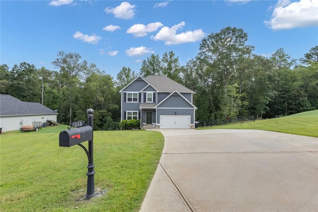 Property Photo:  313 Lucy Lane  GA 30117 