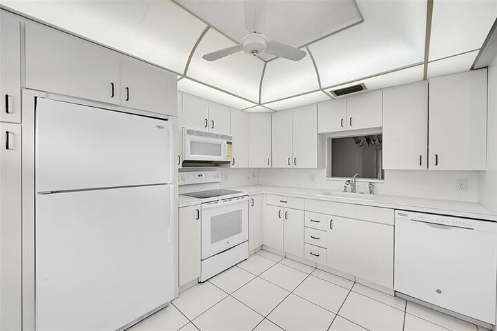 2403 Antigua Cir G4  Coconut Creek FL 33066 photo