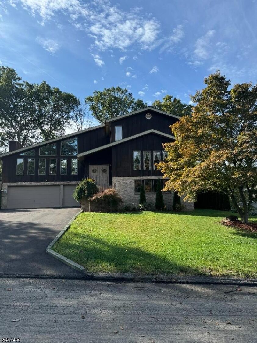 Property Photo: 27 Yacht Club Dr NJ 07849
