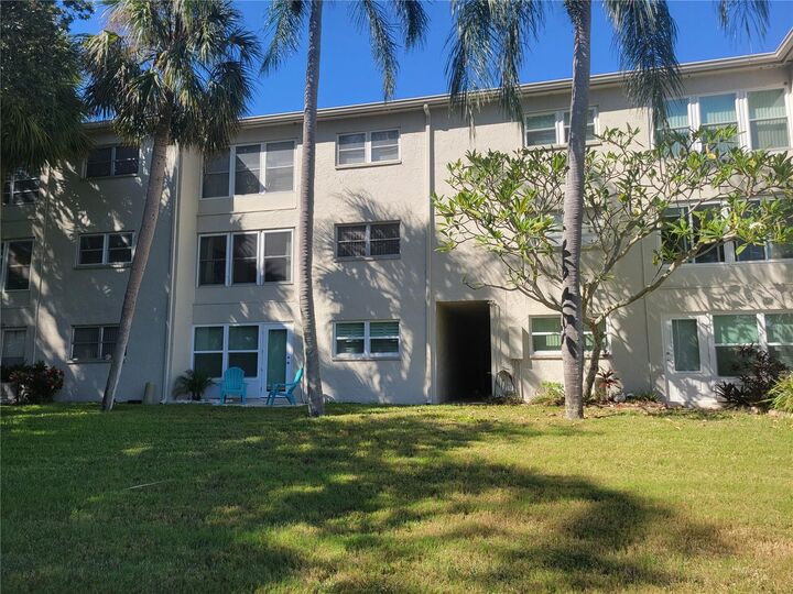 Property Photo:  841 Patricia Avenue 206  FL 34698 