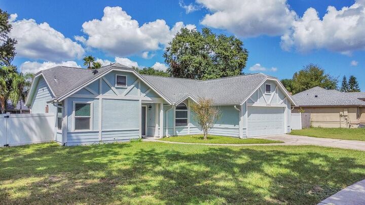 Property Photo:  2952 Erskine Drive  FL 32765 