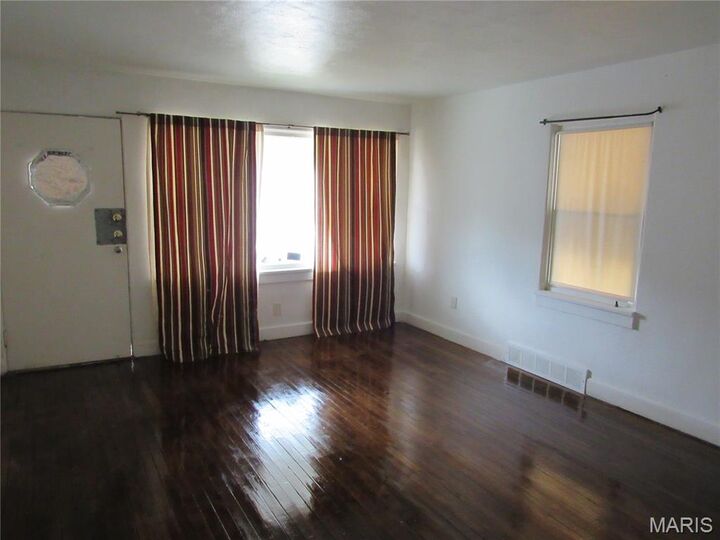 Property Photo:  1540 Highland Avenue  IL 62002 
