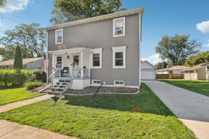 762 N Water St  Watertown WI 53098 photo