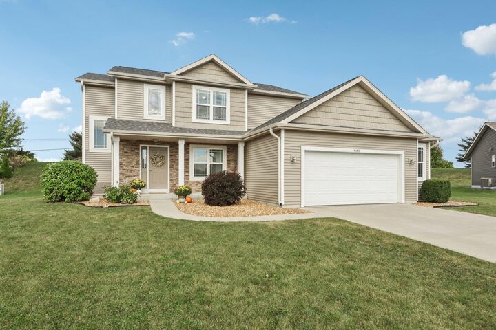 W1418 Stoney Brook Ct  Ixonia WI 53036 photo