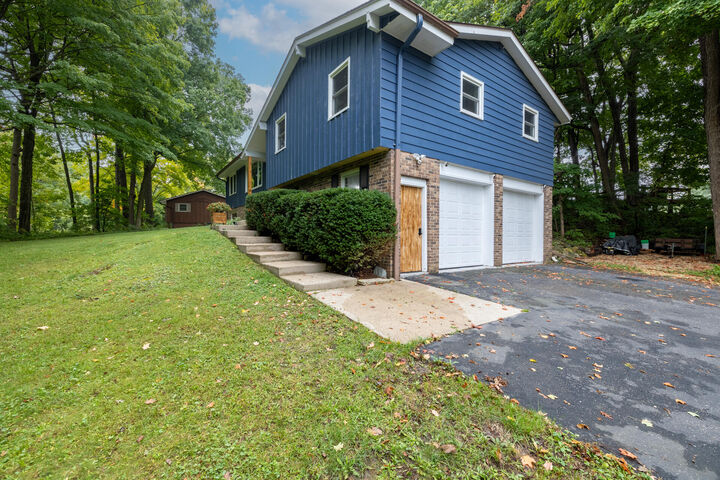 Property Photo:  107 Parkway Dr  WI 53086 