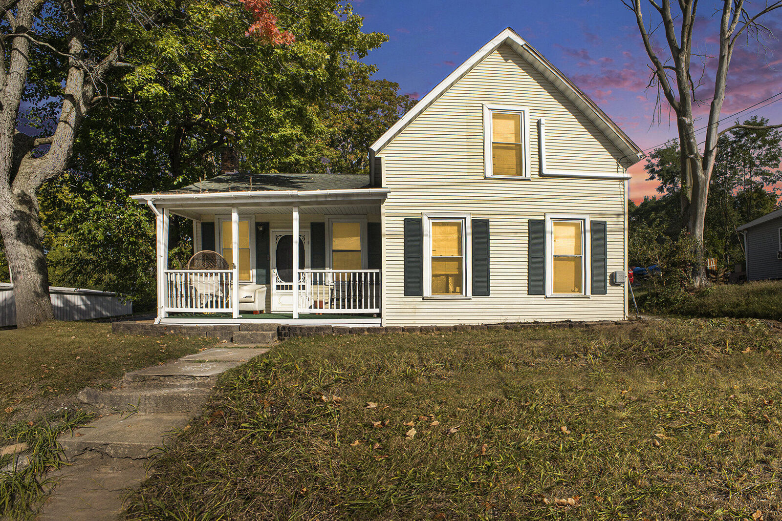 Property Photo:  501 S Oak Street  MI 49107 