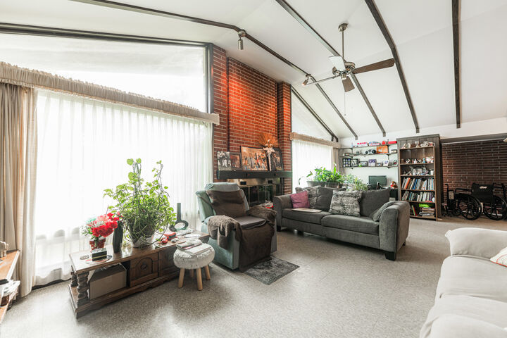 Property Photo: 1543 W Downer Place IL 60506
