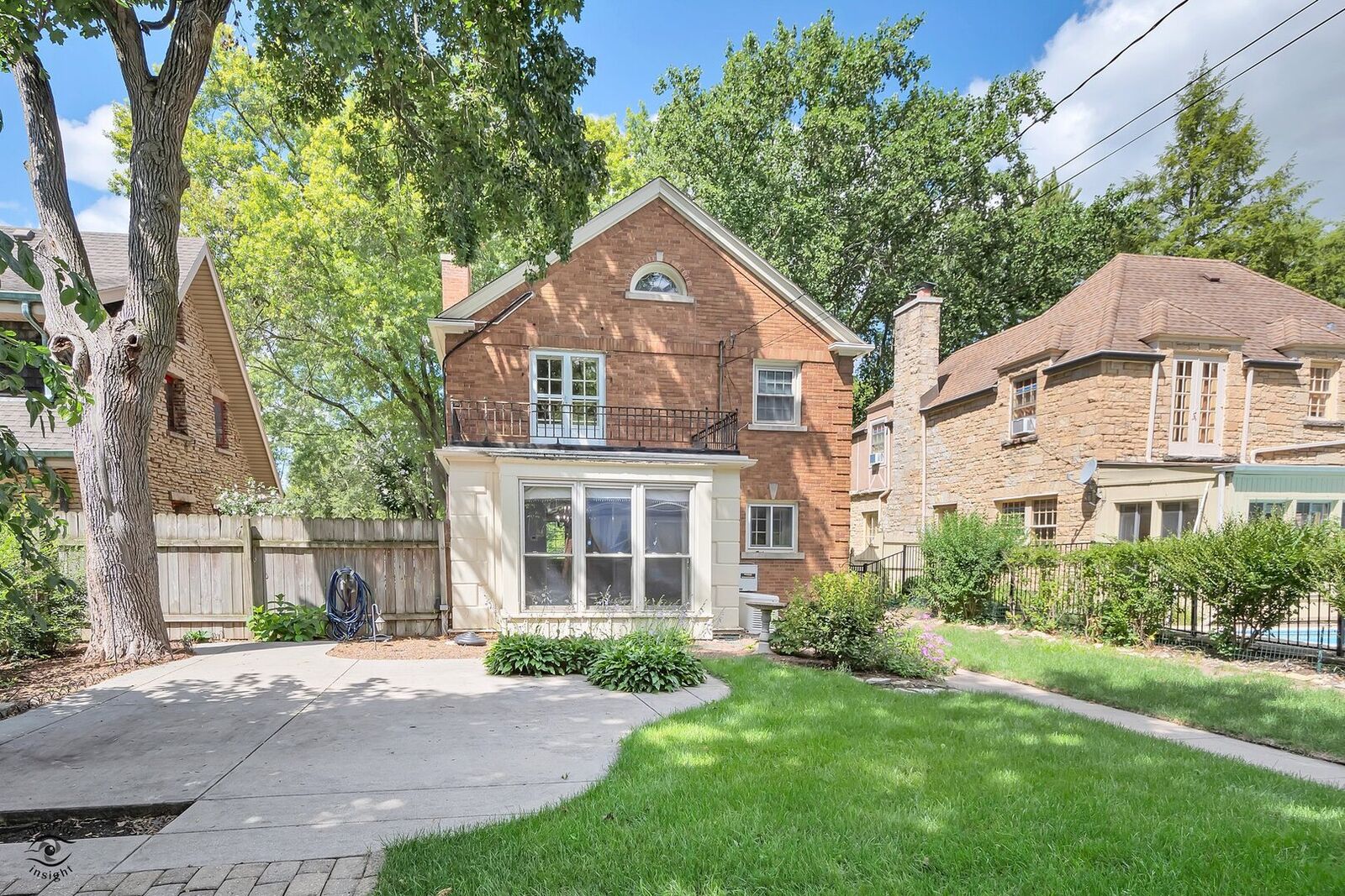 Property Photo: 1096 S Wildwood Avenue IL 60901