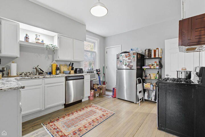 Property Photo:  1036 N Honore Street  IL 60622 