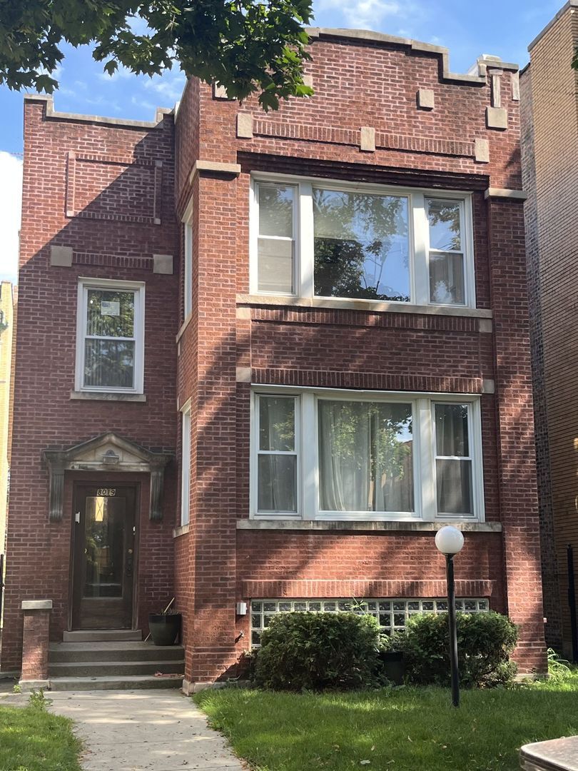 Property Photo: 8019 S Vernon Avenue 2 IL 60619