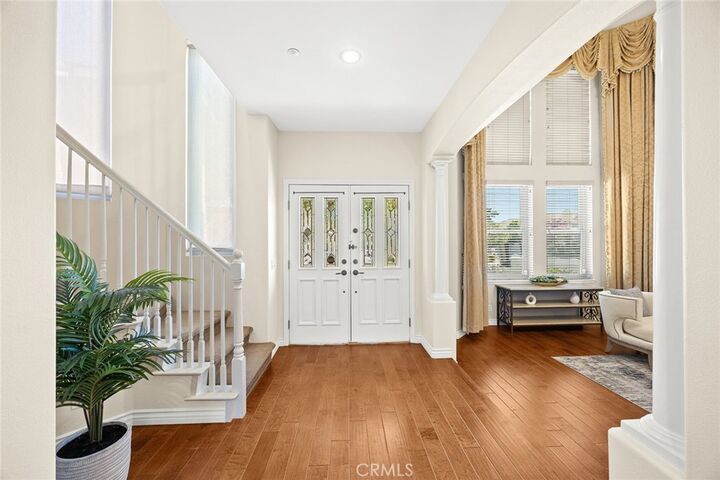 Property Photo:  826 Country Oaks Lane  CA 91006