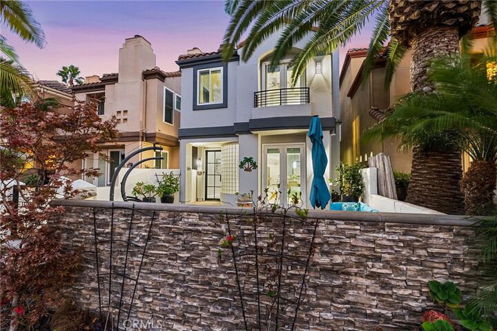 Property Photo:  620 22nd  CA 92648 
