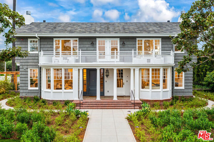 Property Photo:  401 Ocean Avenue 2  CA 90402