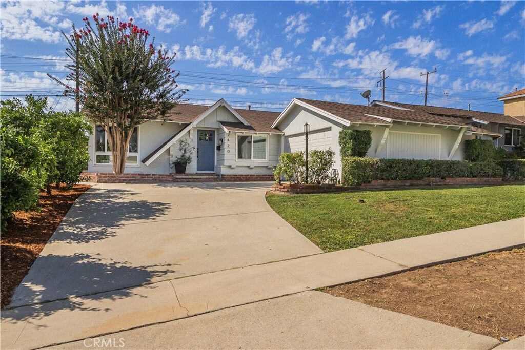 Property Photo:  2420 Sidon Avenue  CA 90631 