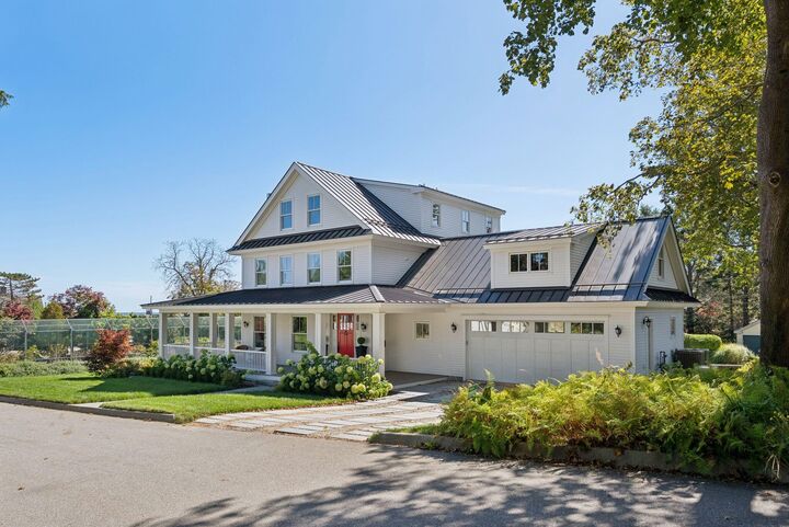 Property Photo:  32 Ship Channel Road  ME 04106 