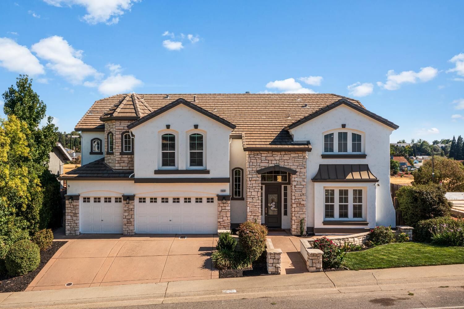 Property Photo: 5069 Midas Avenue CA 95677