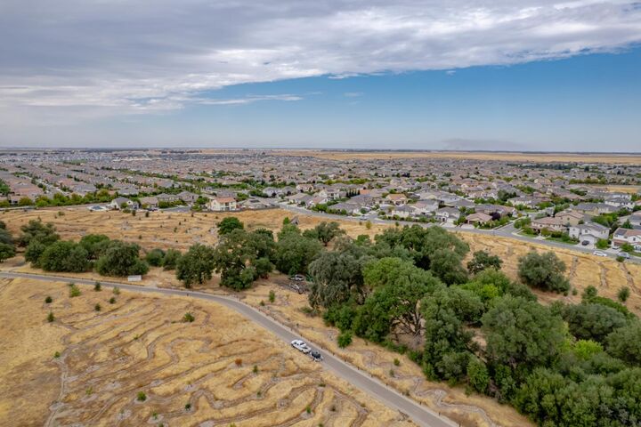 Property Photo:  1217 Oakbriar Circle  CA 95747 