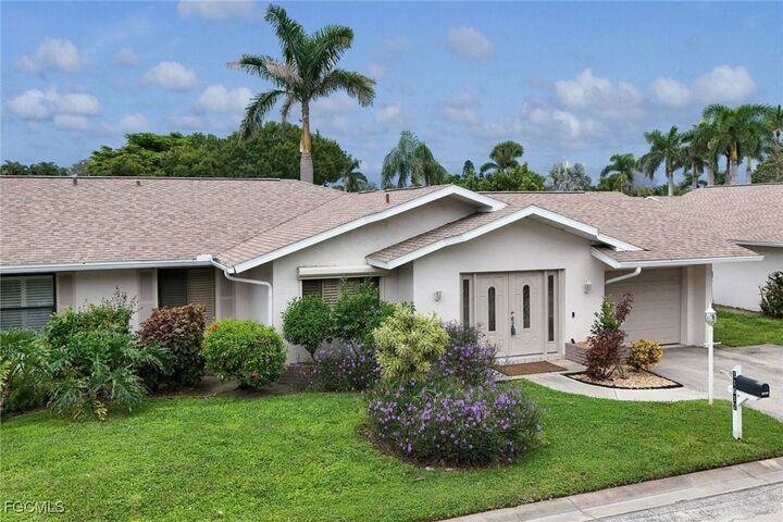 Property Photo: 11617 Quail Run Drive FL 33908