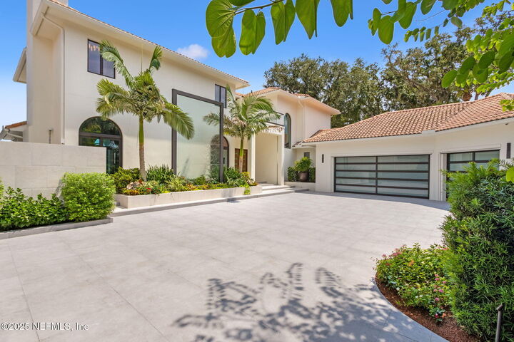 Property Photo:  116 Annapolis Lane  FL 32082 