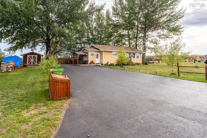 Property Photo: 9322 Highway 14 NS B0N 2A0