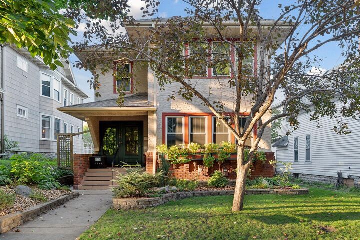 Property Photo: 1147 Lincoln Avenue MN 55105