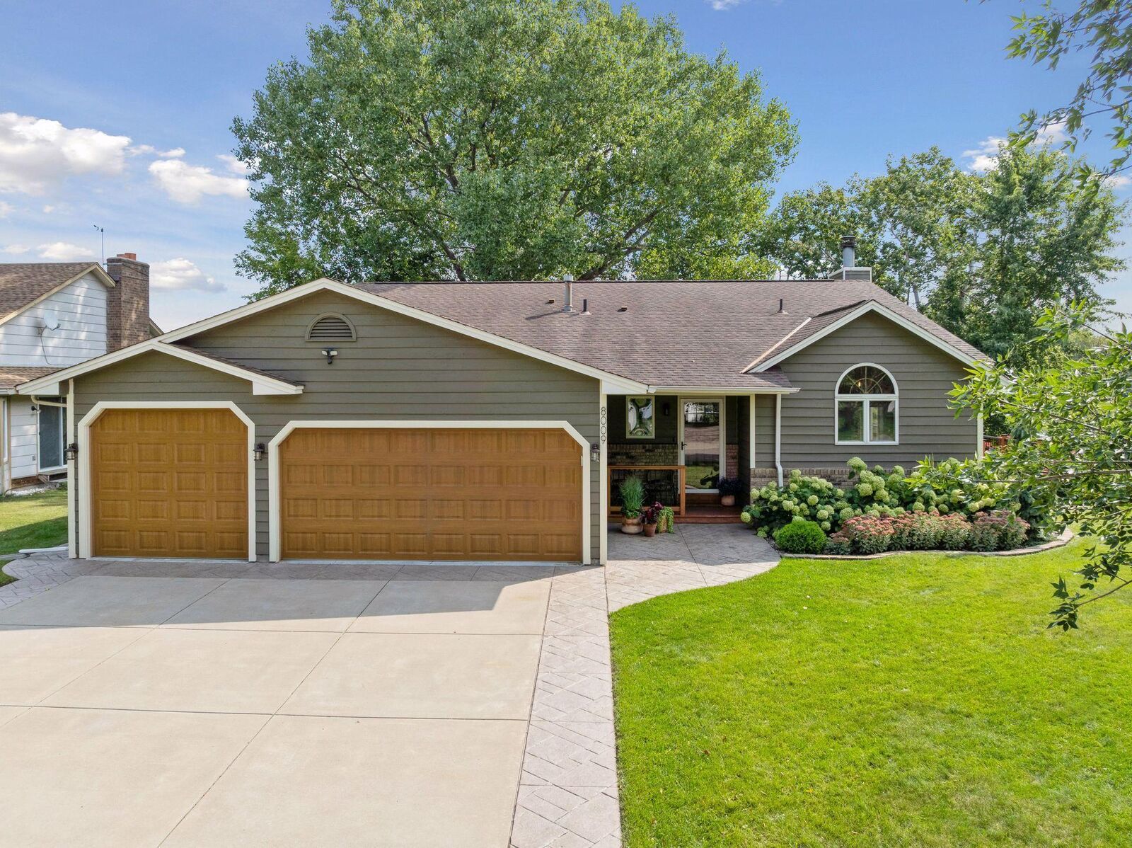 Property Photo:  8009 Garfield Street NE  MN 55432 