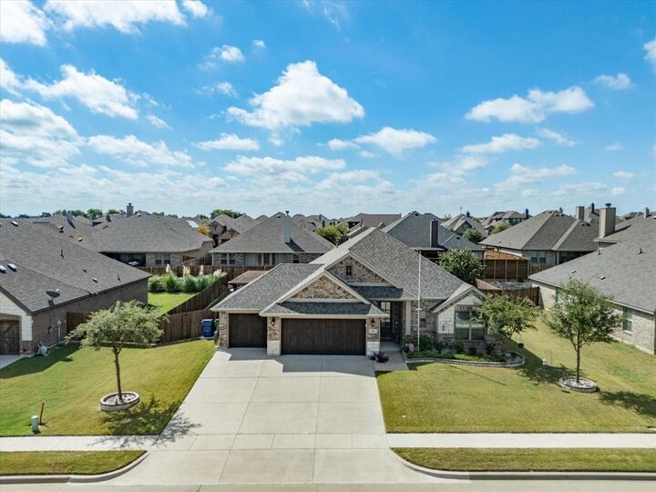 Property Photo:  526 Barley Drive  TX 75165 