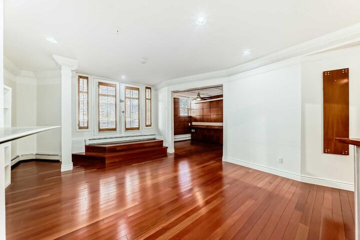 Property Photo:  1410 2 Street SW 111  AB T2R 1R1