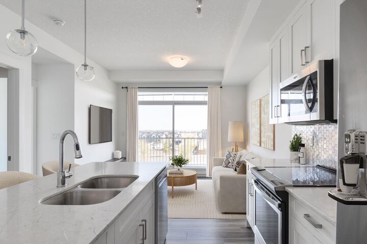 Property Photo:  400 Auburn Meadows Common SE 419  AB T3M 3K7 