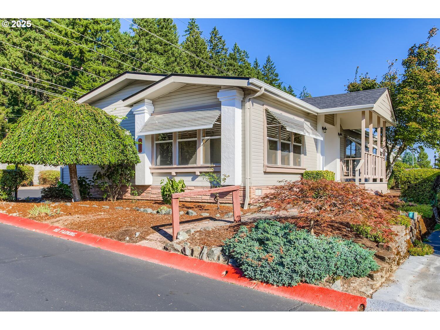 Property Photo:  100 SW 195th Ave 36  OR 97006 