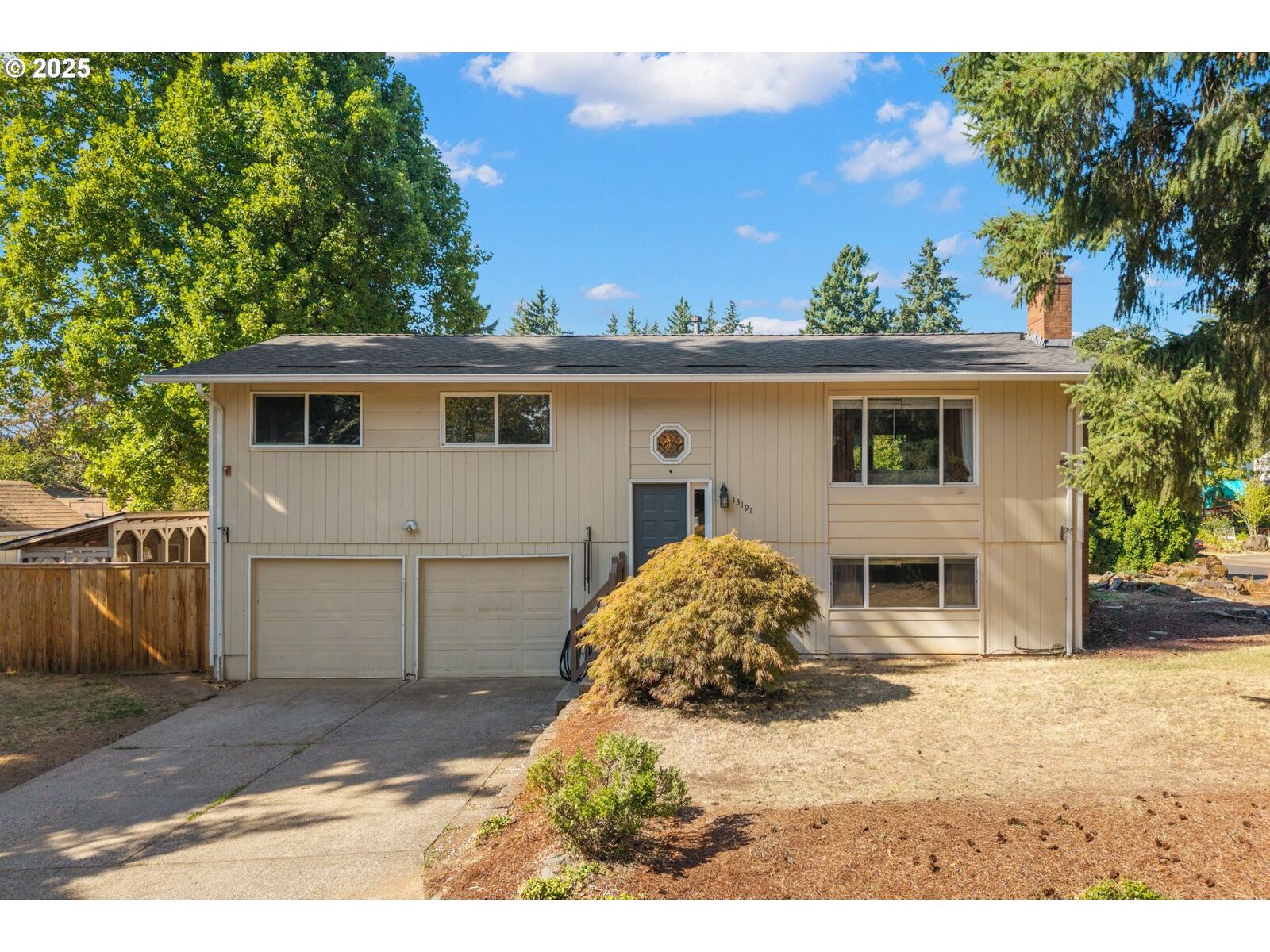 Property Photo:  13191 Autumn Ln  OR 97045 