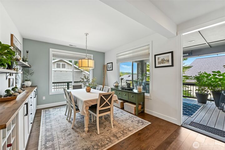 Property Photo: 12427 243rd Terrace NE WA 98053