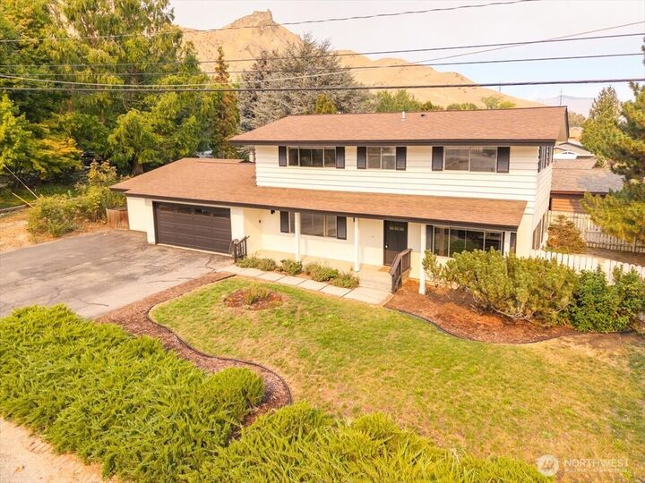 1998  Number 2 Canyon Road  Wenatchee WA 98801 photo