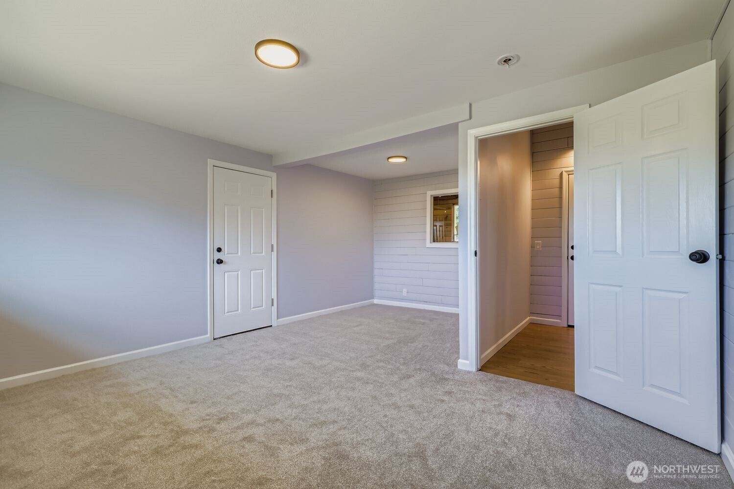 Property Photo:  12115 SE 22nd Street  WA 98005 