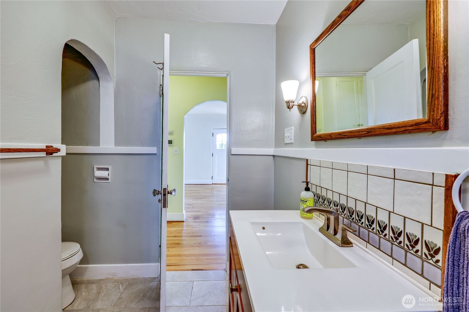 Property Photo: 324 N Cambrian WA 98312