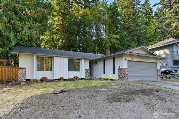 Property Photo:  1210 NW  Huckle Drive  WA 98311 