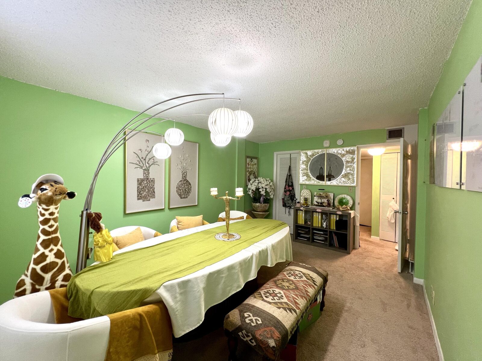 Property Photo:  500 Executive Center Drive 3-F  FL 33401 