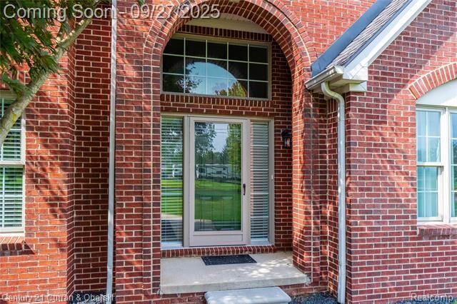Property Photo:  61555 Brookway Drive  MI 48178 