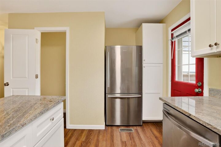 Property Photo:  8850 W Dartmouth Place  CO 80227 