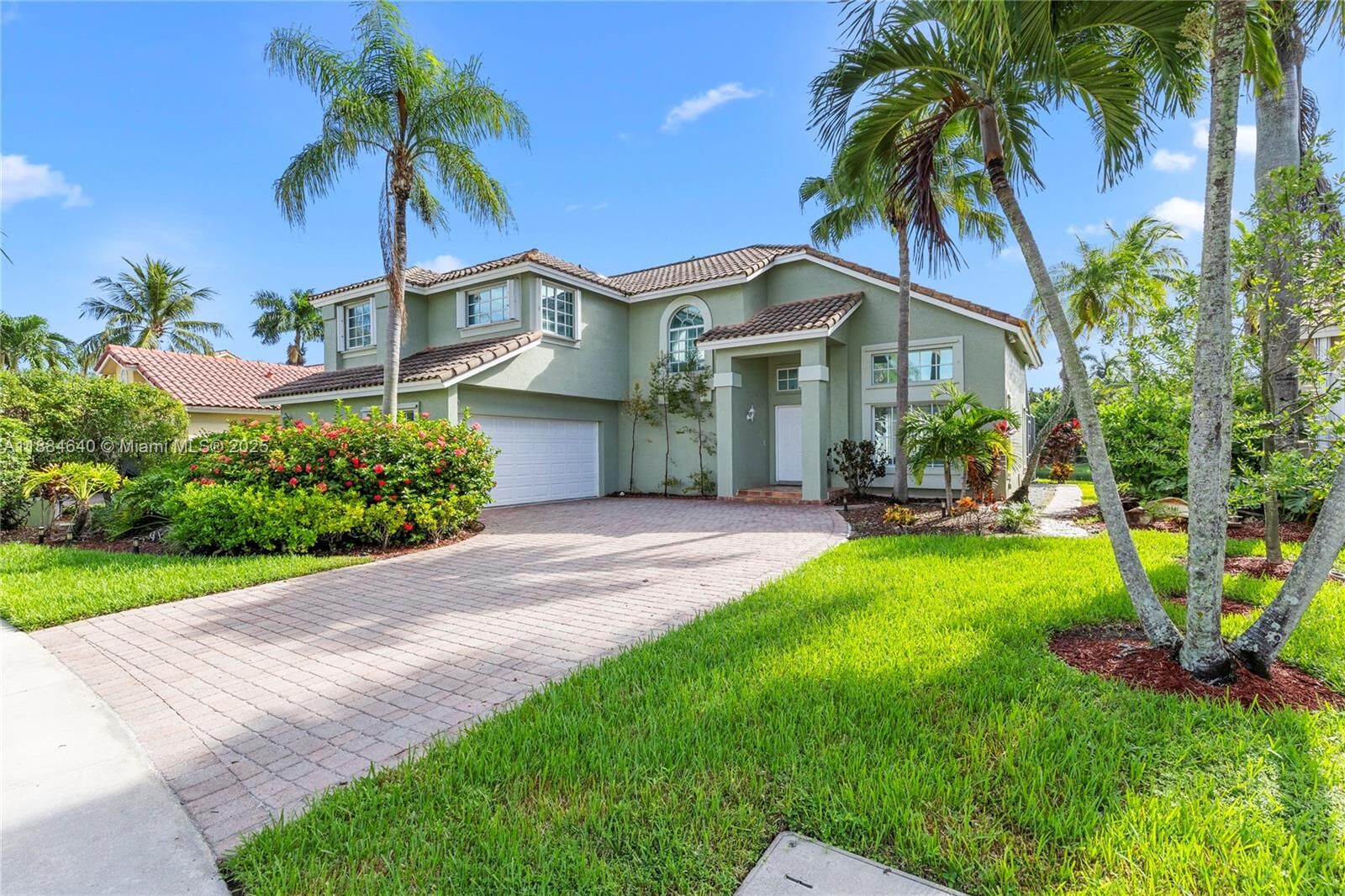 Property Photo:  1060 Capistrano  FL 33326 