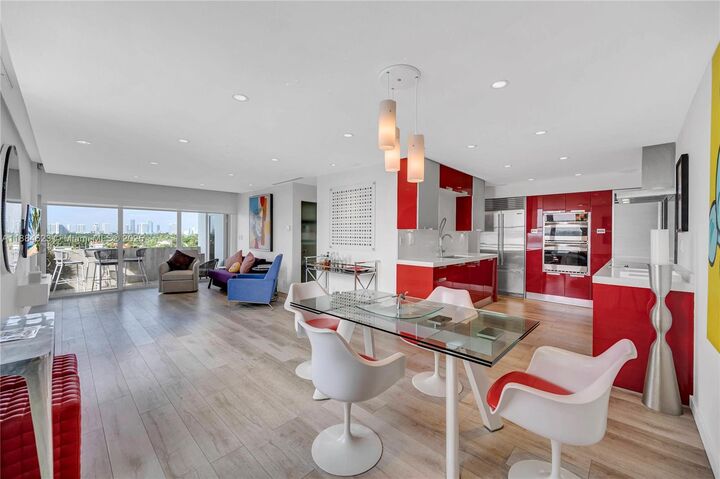 Property Photo: 3 Island Ave 08I FL 33139