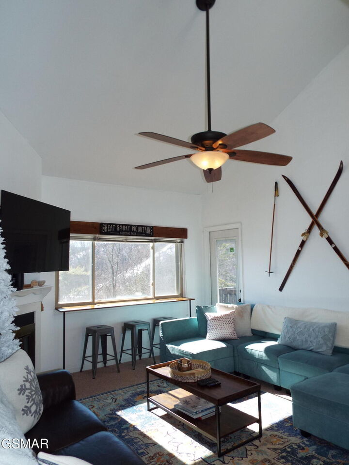 Property Photo: 1380 Ski View Drive TN 37738