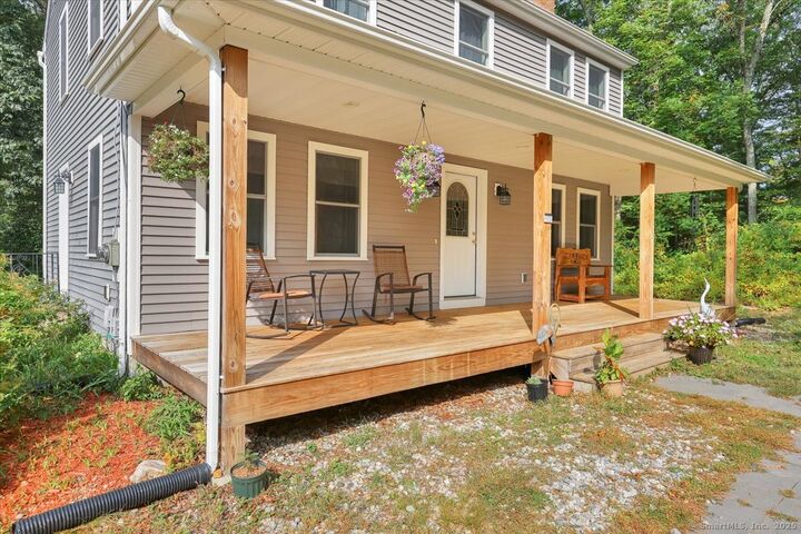 Property Photo:  40 Old Tolland Turnpike  CT 06238 