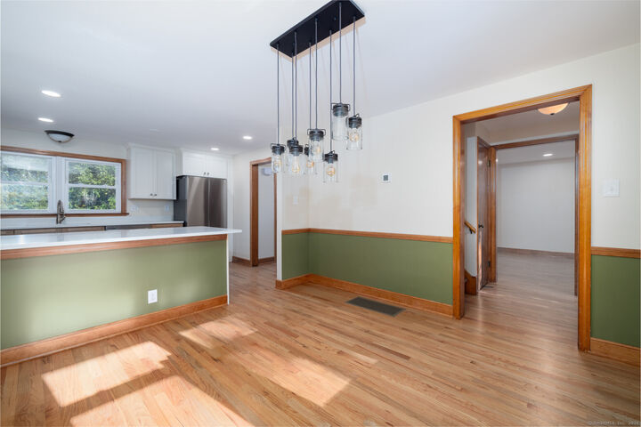 Property Photo:  3 Grandview Court  CT 06492 