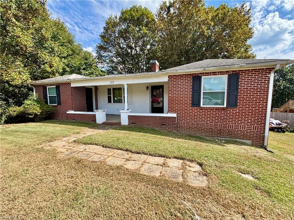 Property Photo: 522 Butler Street NC 27041