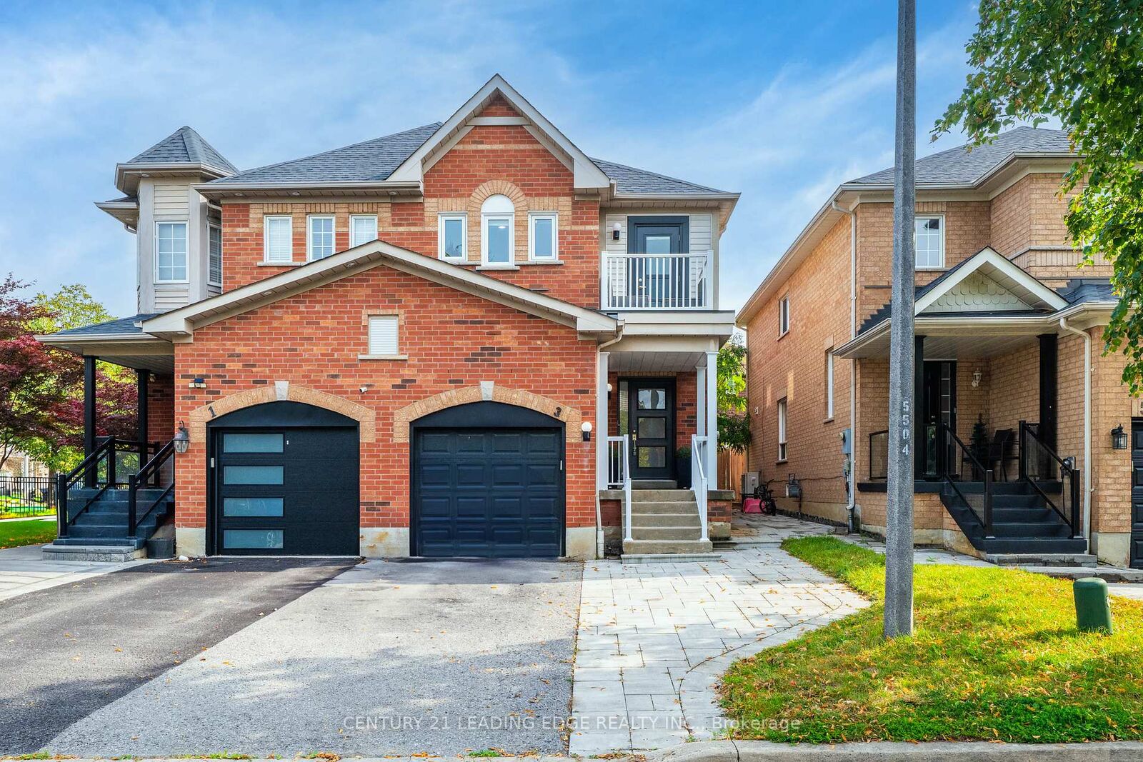 Photo de la propriété:  3 Hemans Court  ON L1T 4B9 